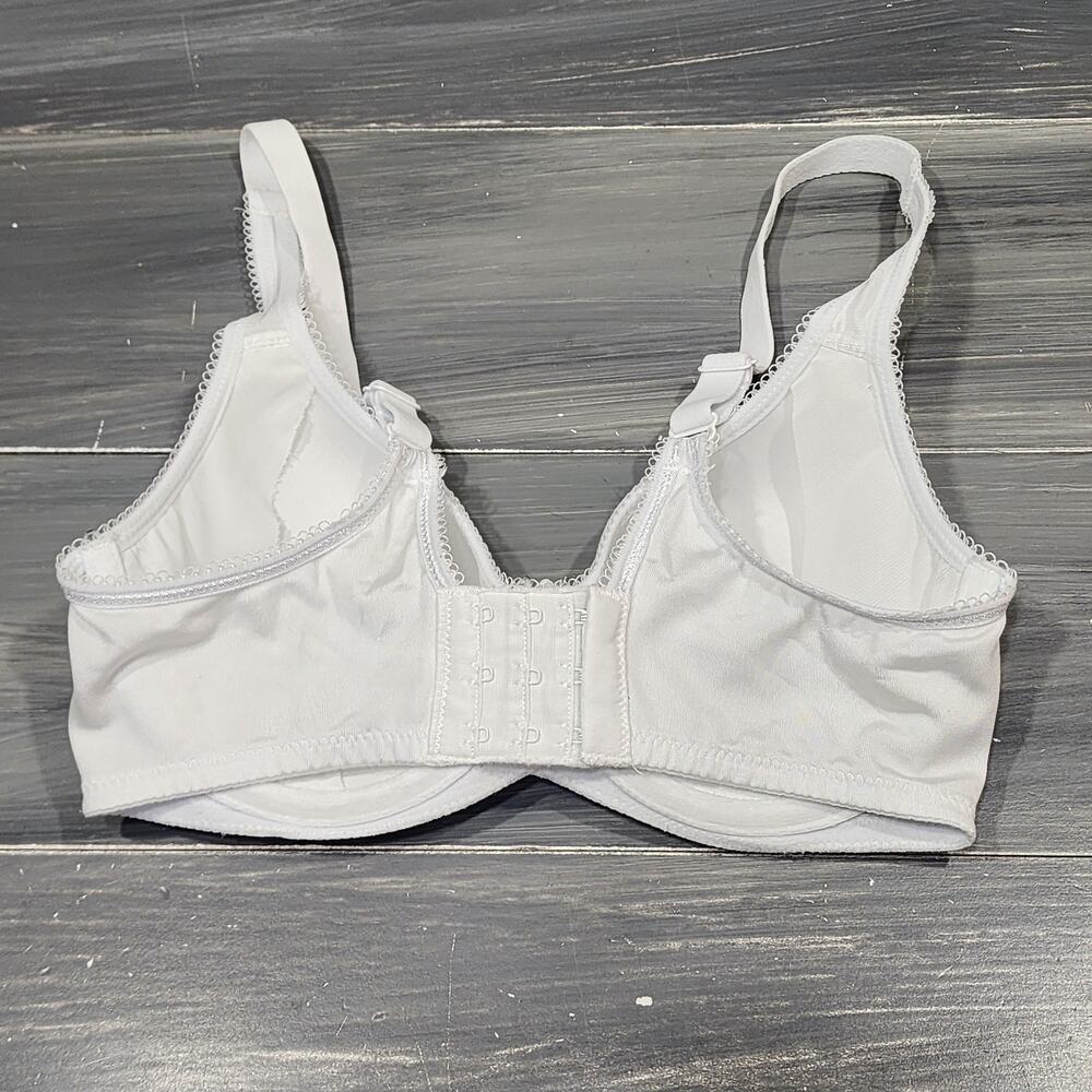 Wacoal T-Shirt Bra 32C Basic Beauty Underwire 853192 White - Picture 2 of 7